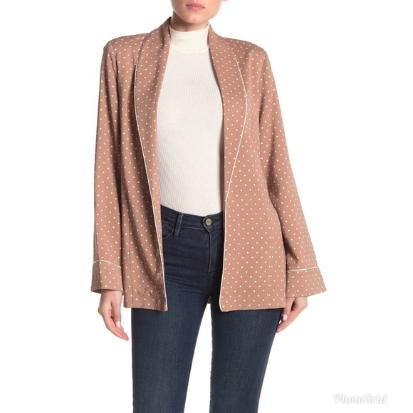 Frame Smoking Jacket in Polka Dot Almondine Multi - Picture 5 of 11